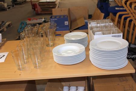 Service, Ikea til ca. 60 personer, glas, kopper dybe- og flade tallerkner