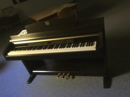 Yamaha clavinova