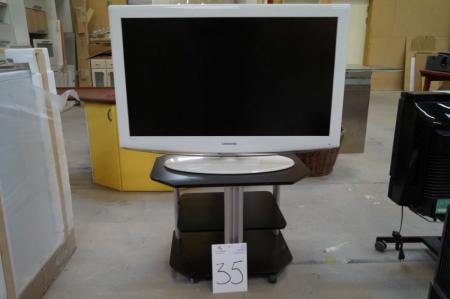 40 "Samsung TV + TV table