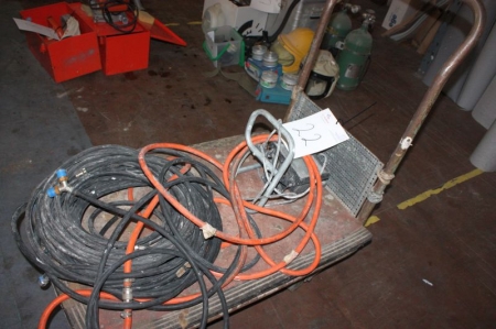 Trollery with various air hoses and more