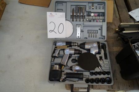 Suitcase with div. Air Tools, mrk. Cervall