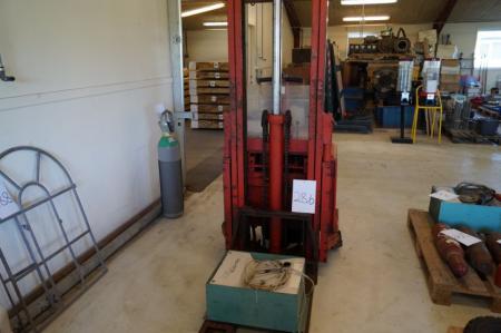 Electric Forklifts, mrk. Gafsam, 1200 kg, lifting height 240 cm, with leaves, minus battery