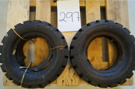 2 pcs. Truck tires with tubes, 15 x 4.5 to 8, 12 P.R. unused