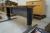 Skrivebord, L 160 x B 98 cm + reol med 2 jalousilåger, L 112 x D 44 x H 90 cm