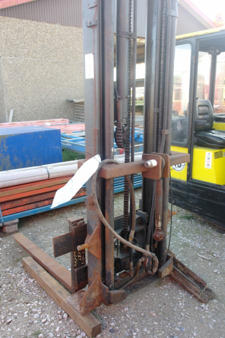 Forks for tractor, tower height 220cm