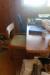 Bord og stole, 2 kontorstole og 2 normale spise bordsstole, bord måler: 150x84cm