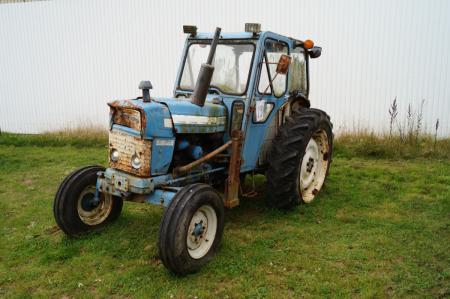 Ford 4000, 5800 hours approximately, condition unknown
