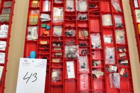 Assortment box with inserts and spare