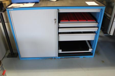 Stahlschrank mit ausziehbarer Schublade, Lista