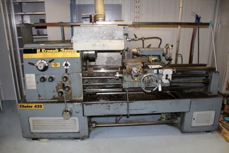 Lathe Cholet 435 through bore 100 mm incl. 2 palettes with 4 claw, spectacle, centers, etc.