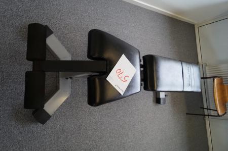 Weight Bench with angle adjustment. + 8 photos of thoroughly explained exercises and training purposes by the person concerned.