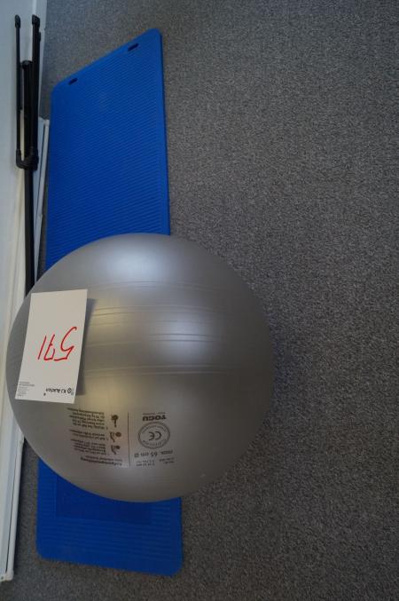 Exercise ball ø 65 cm + Powerhoop + miscellaneous.