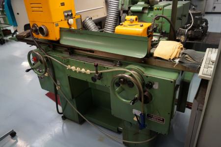 Round Grinder Tos BM 20A with accessories in the closet,