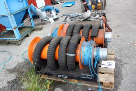 2 pcs. exhaust hoses for auto repair shop