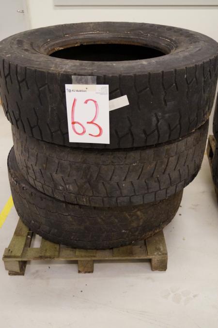 Truck tires, 3 pcs, 315-70-22,5