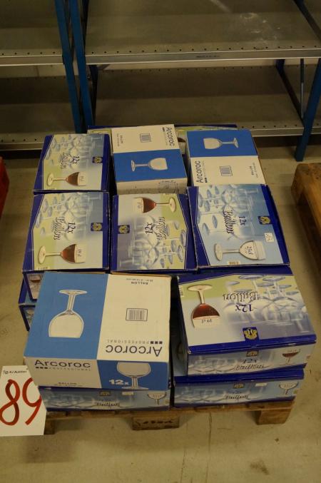 Pallet with balloon glass 104 paragraph á 19 cl, 92 cl paragraph of 25 brand Arcoroc and H