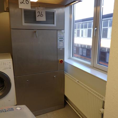 Washing laboratory dishwasher BELIMED LA 260-1 W: 90 H: 200 D: 80 cm.