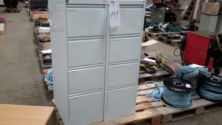2 pcs. filing cabinets with 4 drawers.