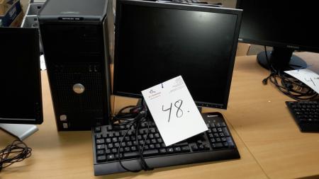 DELL PC med forsyningskabel, skærm, tastatur og mus.