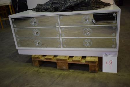 Sideboard, white w. 2 glass doors, L 120 x D 50 x H 50 cm. There may be slight scratches