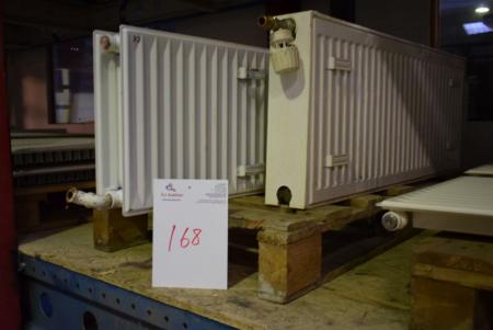 1 stk. radiator, B 100 x H 40 cm + 1 stk. B 200 x H 35 cm