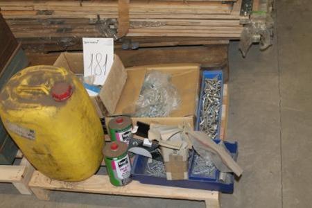 Div screws French screws, nails, ca 5 l acetone, 2 cans cleaning fluid and 4 x 5 m roller chain 5/8 "