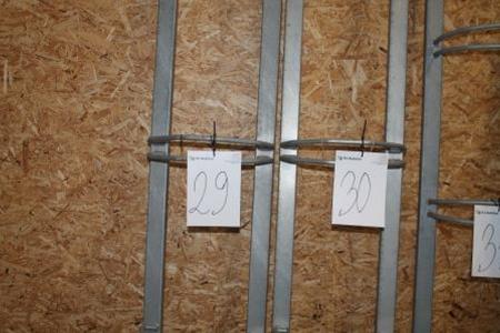 1 piece galvanized bicycle rack f 5 cycles, can be used horizontally on the ground el mounted vertically on the wall el like. unused