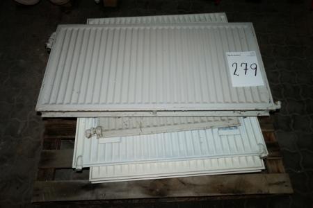 Pallet with radiators