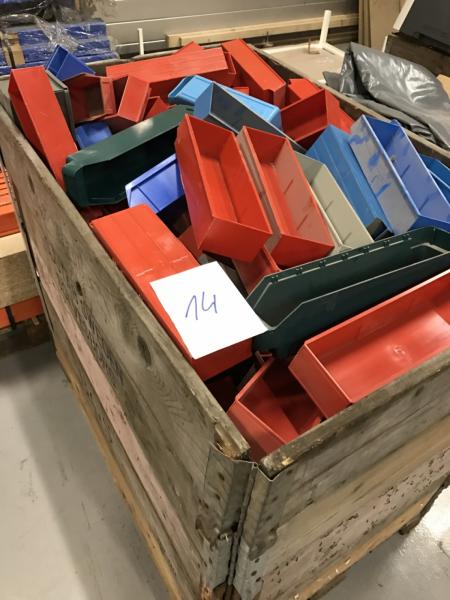 2 pallets of various plat boxes (pallets and frames not included)