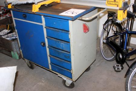 Workshop trolley with drawers + closet