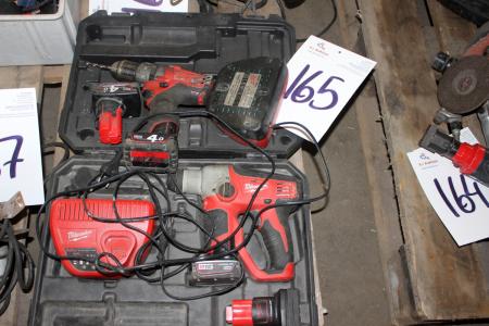 Cordless Screwdriver Milwaukee with charger + battery
