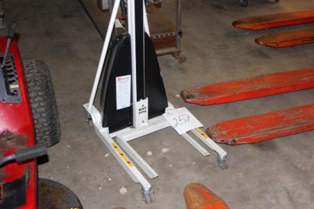 Stabler max. 800 kg. mini lift with electric lift