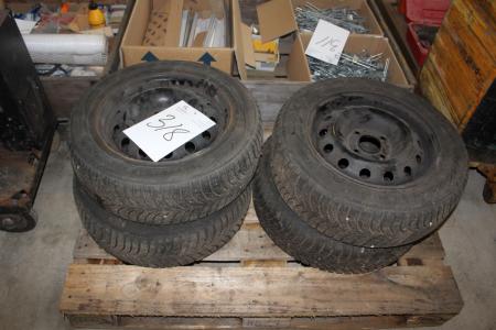 4 Winter tires with steel rims 175 / 65R1482T