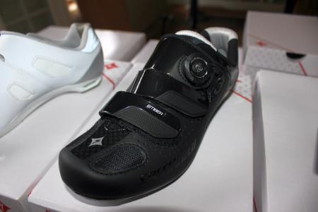 3 pairs of cycling shoes str. 40