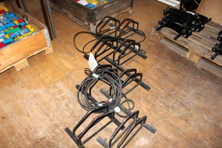 Cycle stand with wire