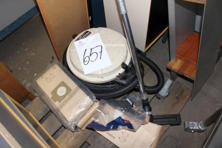 Vacuum cleaner Nilfisk GD980 with bags