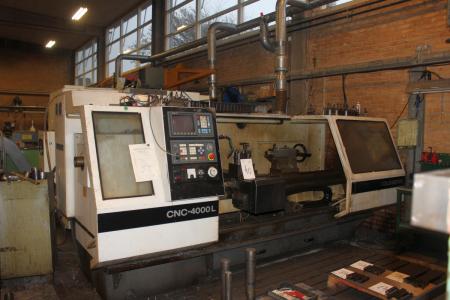 CNC lathe Colchester CNC 4000 L With Fanuc GE OT management piercing 70 mm incl. Distance between centers: 2000 mm cabinet with accessories