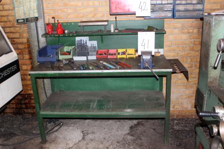 File bench vise and content of various hand tools, etc.