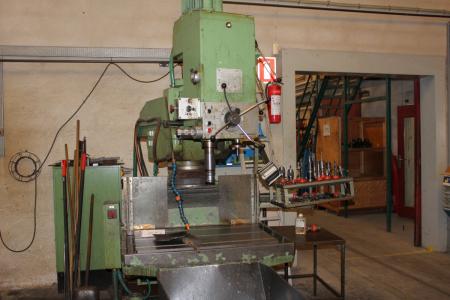 Automatic radial tool drill, N. Schlumberger 68-Guebwiller incl. Various tools and tool holders in the drawer