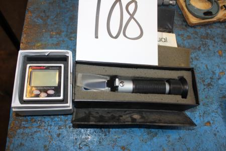 Refractometer and Disella Electronic protractor