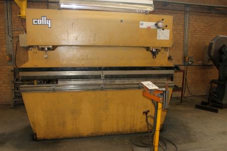 Press brake Colly 60 tons, model 655 max pressure 285 kg / cm2, including miscellaneous tools behind the machine