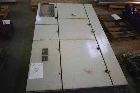 Electrical distribution unit, 115 x 200 cm
