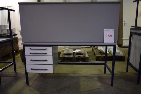 Desk m. 4 drawers. The drawers can be moved, 60 x 150 cm + desk without drawers, 60 x 90 cm