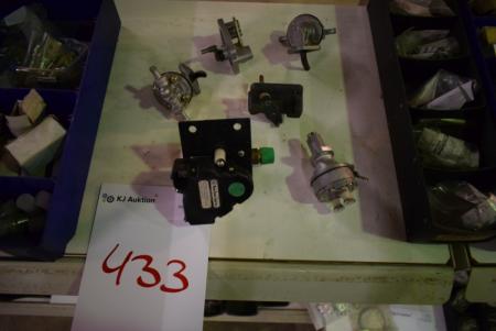 Miscellaneous feed pumps for Bobcat