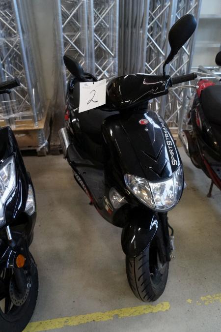 Scooter brand Kymco vitality type u3 first reg. Day 14/03/2016 prev. Reg No. xs7525 not tested.