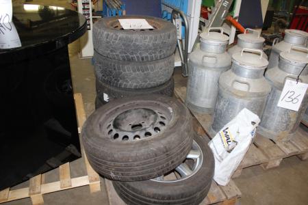 6 stk dæk forskellige størrelser