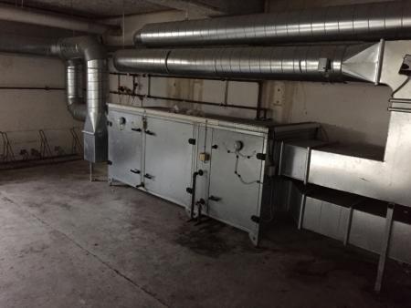 Large ventilation system with heat surface, control panel and channels with silencers