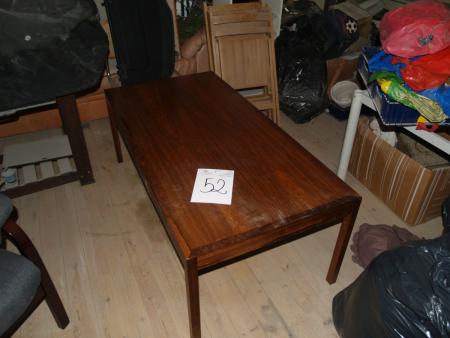 Coffee table in rosewood, Dimensions: 140 x 70 cm No scratches!