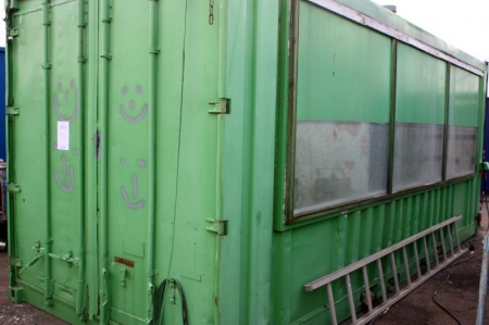20 feet container with windows