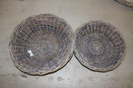 6 set of 2 fruit baskets
